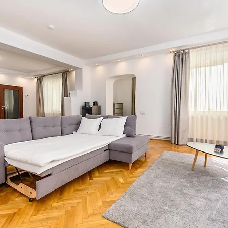 Cedrus Boutique 3* Brassó
